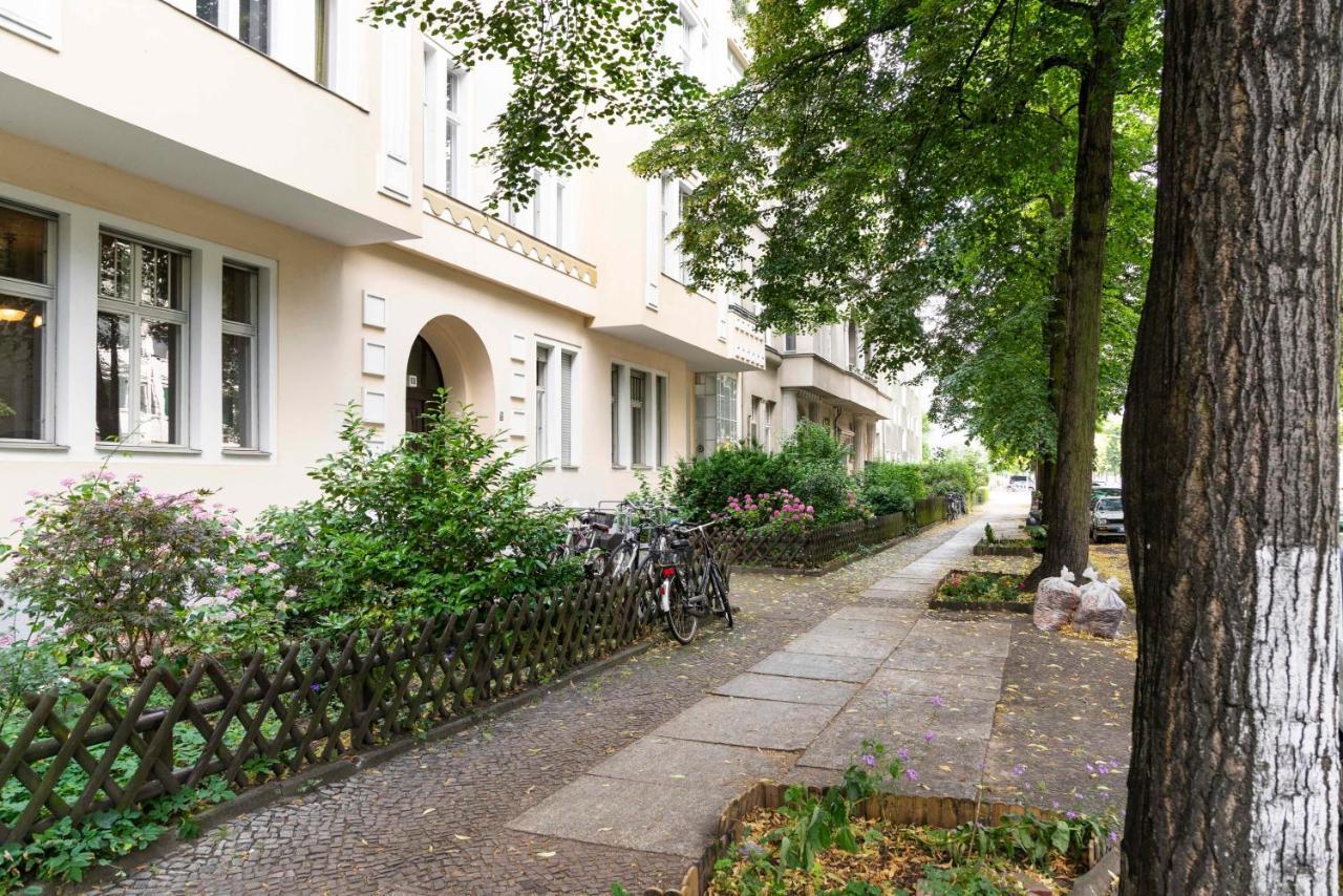 Spacious Loft Style Apartment In Berlin Willmersdorf Exterior photo